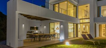 Elegant Modern Villa in the Heart of Elviria, Marbella