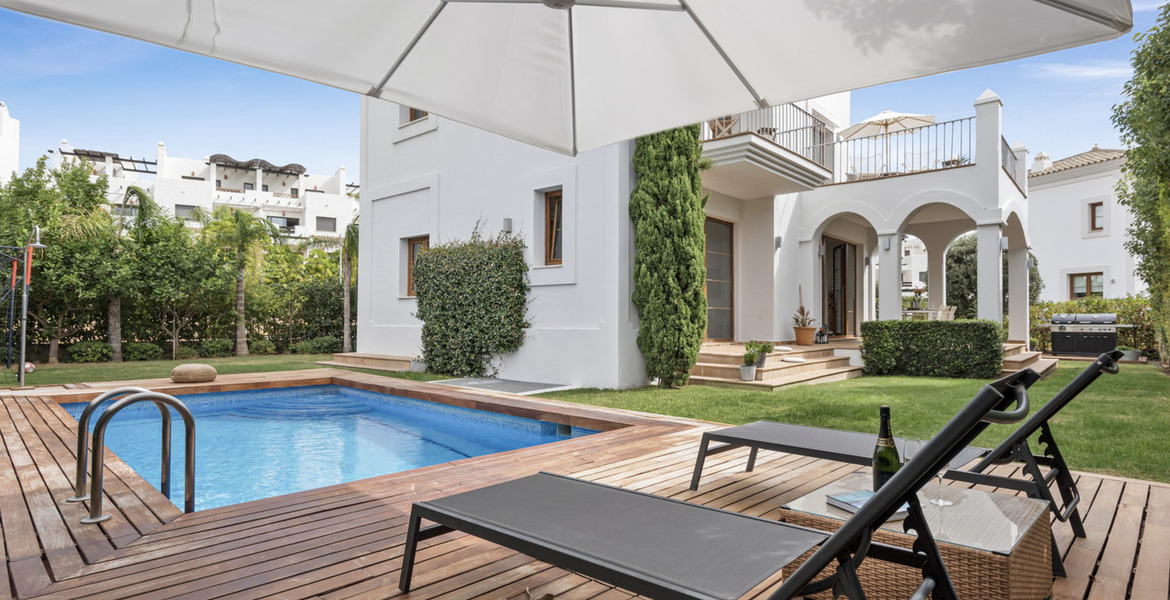 Villa for rent in Estepona close to Los Granados Playa