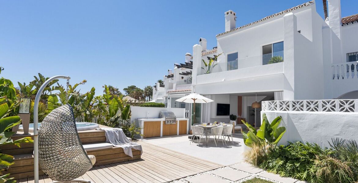 Luxury Beachside Townhouse in Marbella
