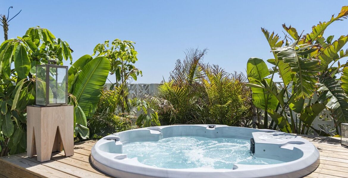 Luxury Beachside Townhouse in Marbella