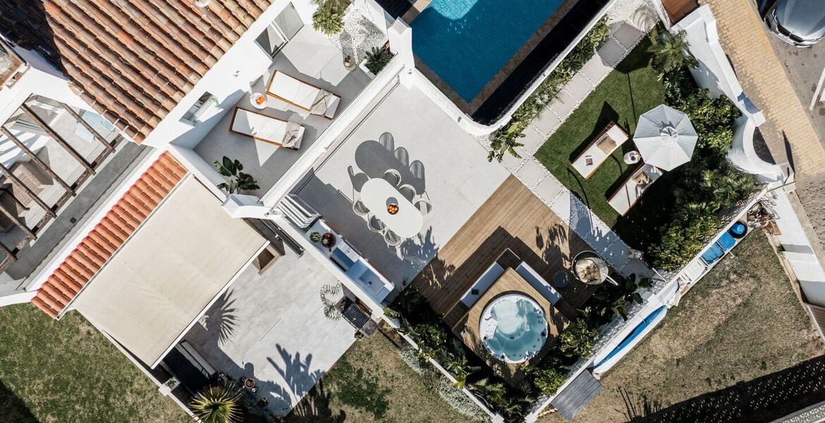Luxury Beachside Townhouse in Marbella