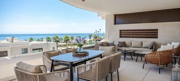 Luxury apartment for rent in Beach Front Estepona