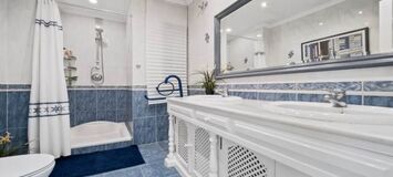 Luxury Villa in Las Lomas de Nueva Andalucia