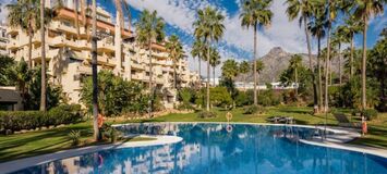 Elegant Duplex Penthouse in Marbella's Golden Mile
