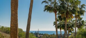 Elegant Duplex Penthouse in Marbella's Golden Mile