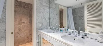 Exceptional Duplex Apartment in Prestigious Puerto Banús