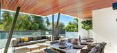 Elegant Villa Steps from the Beach on Marbella's Golden Mile