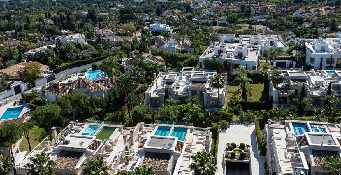 Villa with Panoramic Views in Sierra Blanca