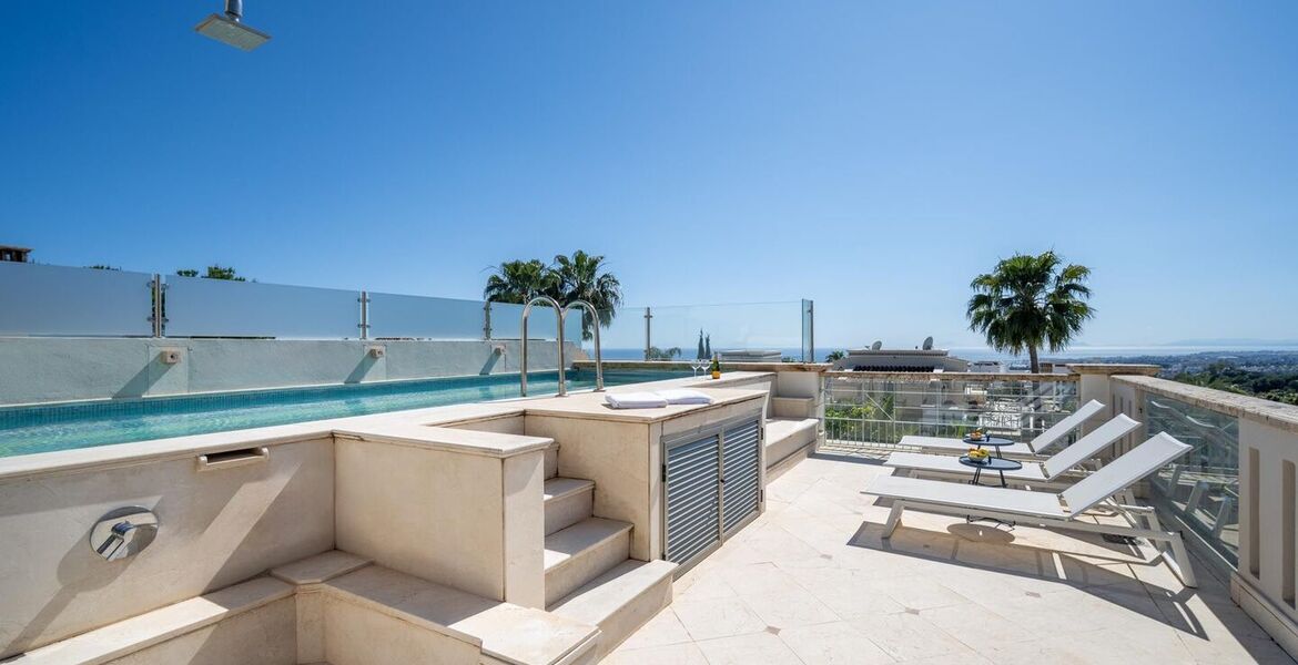 Villa with Panoramic Views in Sierra Blanca
