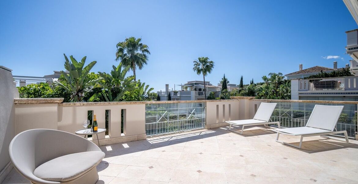 Villa with Panoramic Views in Sierra Blanca