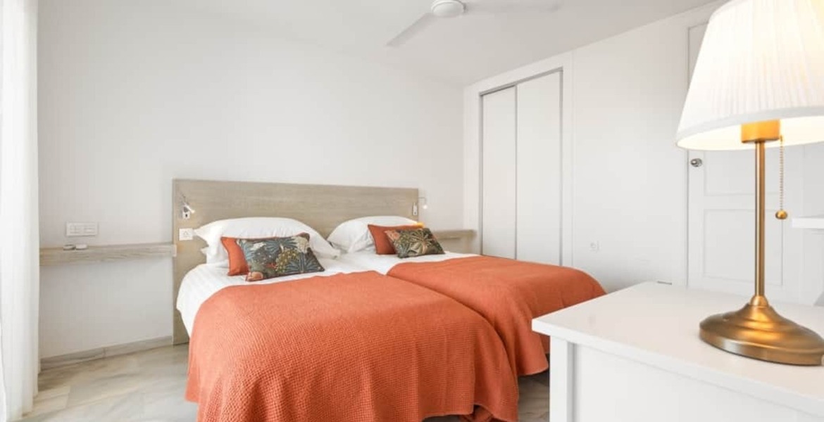 Apartment for rent in Marbella near Hard Rock Walk to Beach