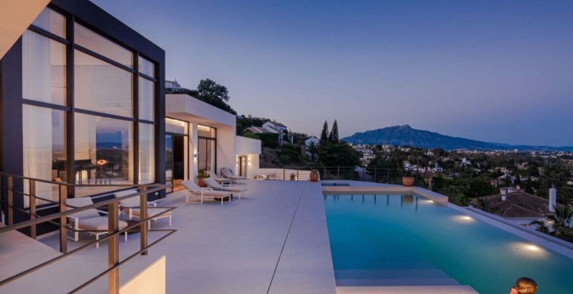 Villa with Panoramic Views in El Paraíso Alto, Benahavís
