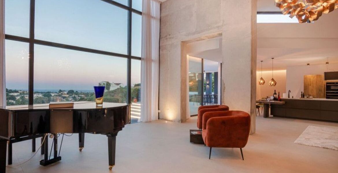 Villa with Panoramic Views in El Paraíso Alto, Benahavís