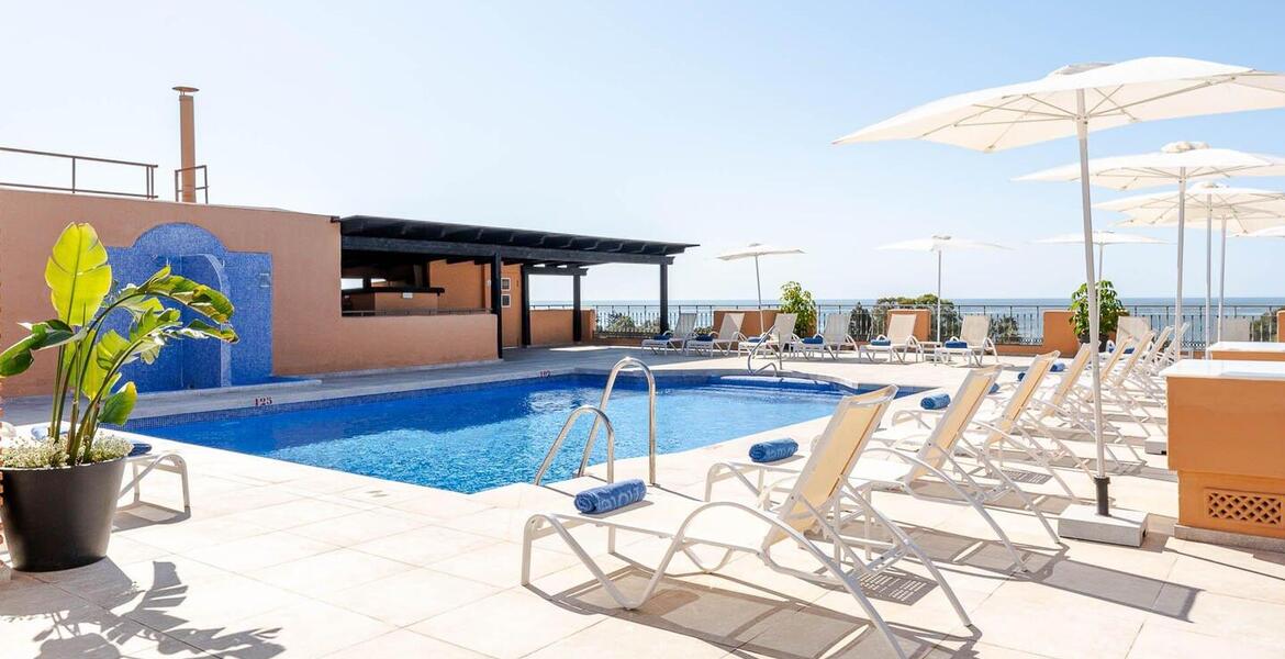 Luxury Apartment between Marbella and Estepona 