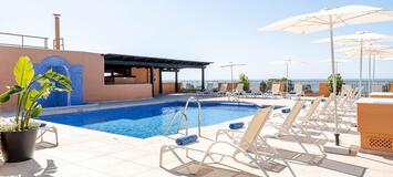 Luxury Apartment between Marbella and Estepona 