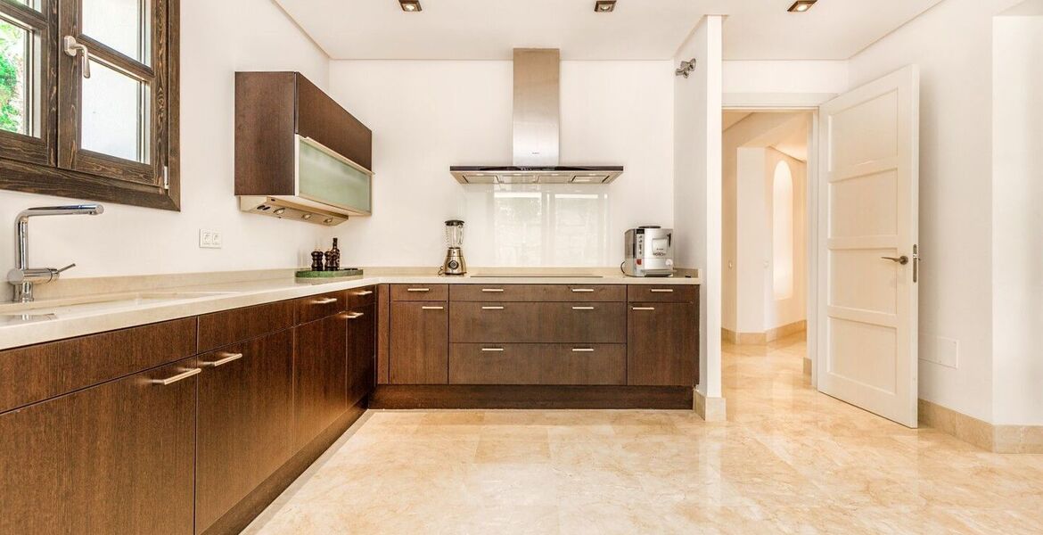 Luxurious Modern Villa Near Marbella's Golf Courses