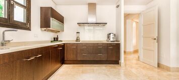 Luxurious Modern Villa Near Marbella's Golf Courses