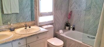 Apartment for Rental in Playa Esmeralda Marbella