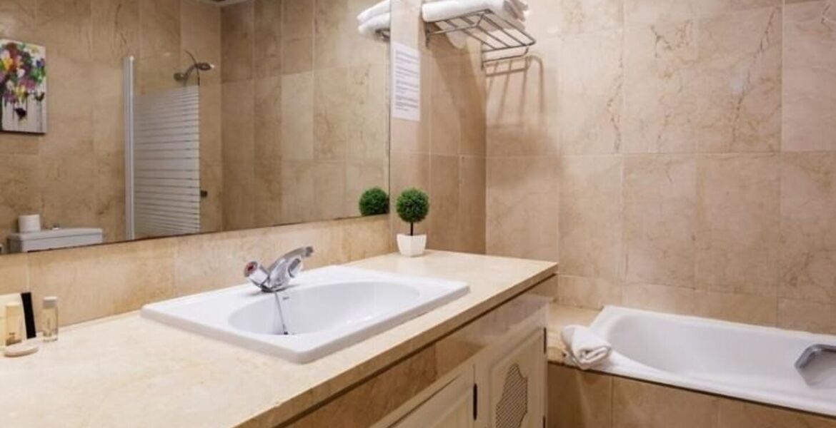 Apartment for Rental in Playa Esmeralda Marbella