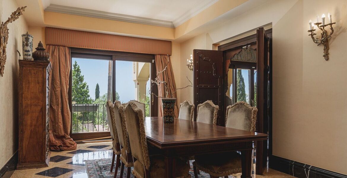 Luxury Villa for rent in Golden Mile Marbella