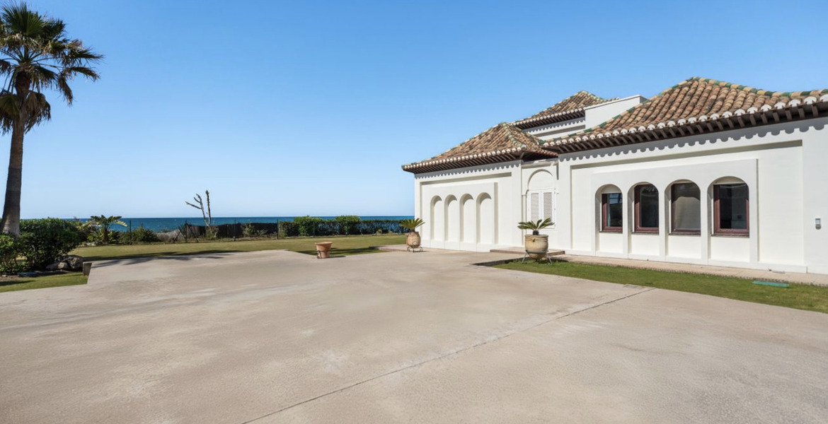 Villa for rent in Marbella Las Chapas