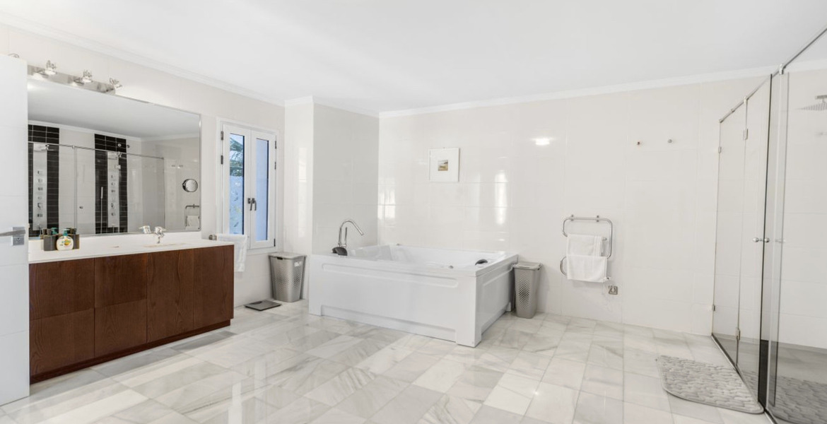 Villa for rent in Marbella Las Chapas