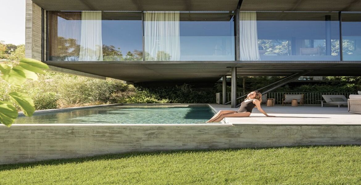 Luxury villa for rent in Benahavis