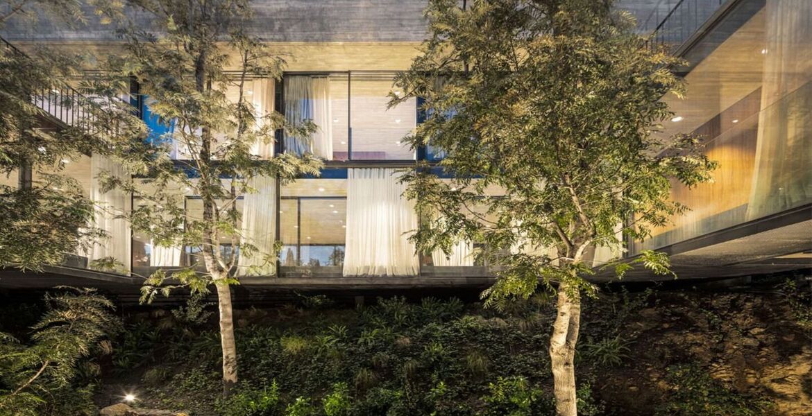 Luxury villa for rent in Benahavis