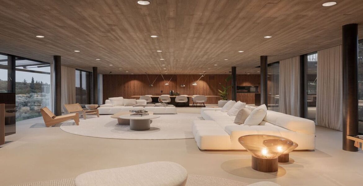 Luxury villa for rent in Benahavis