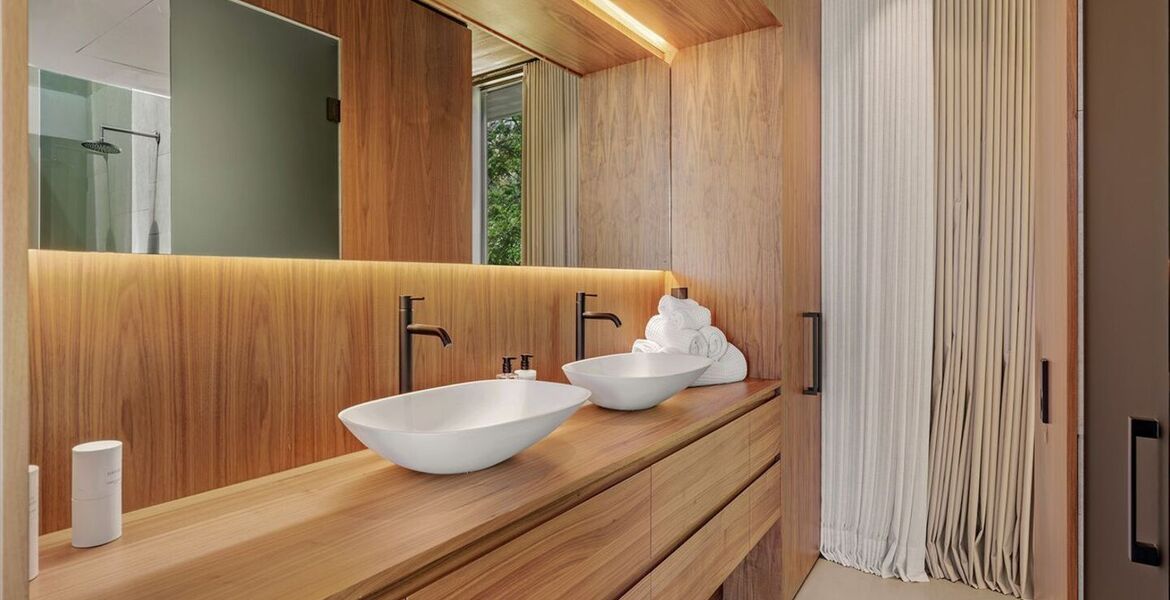 Luxury villa for rent in Benahavis