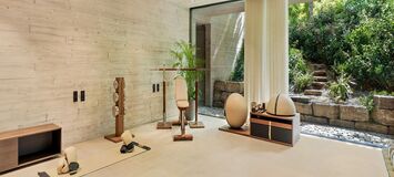 Luxury villa for rent in Benahavis