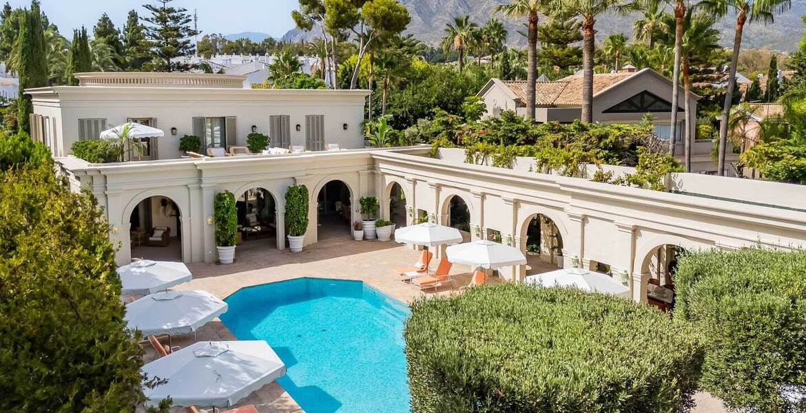 Villa in Golden Mile Puente Romano Marbella 