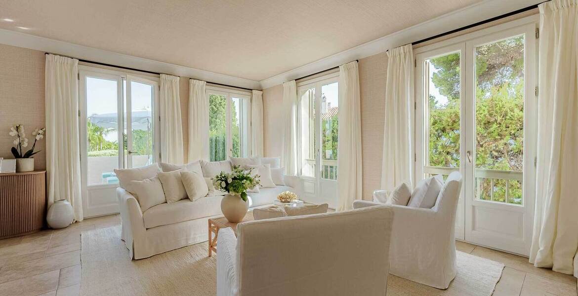 Villa in Golden Mile Puente Romano Marbella 