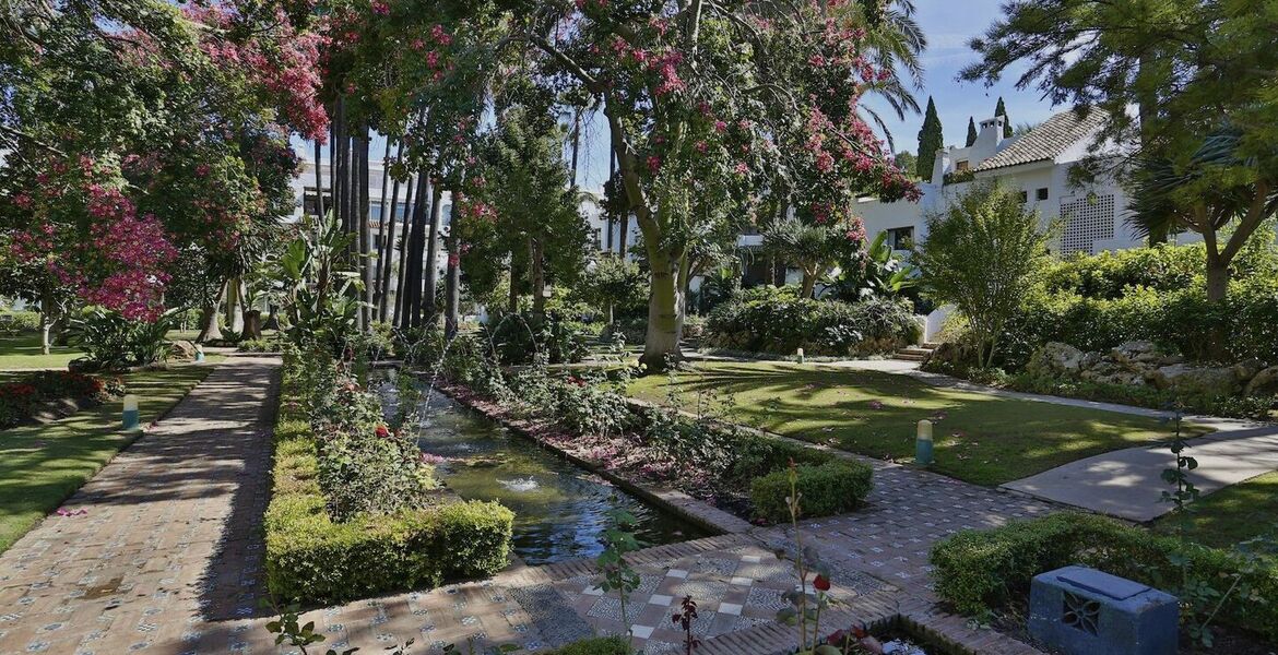 Penthouse for rent in Puerto Banus