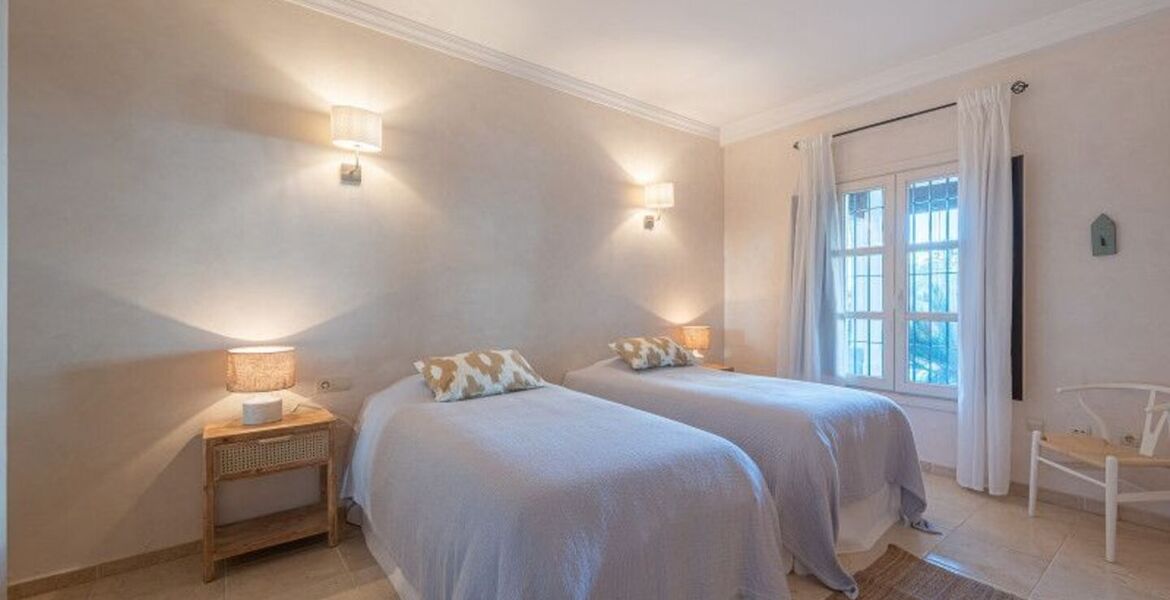 Appartement de deux chambres au rez-de-chaussée à louer à Ma