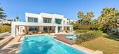 Beachfront Villa for rent in Golden Mile Marbella