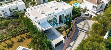 Роскошная вилла в аренду в Бенахависе