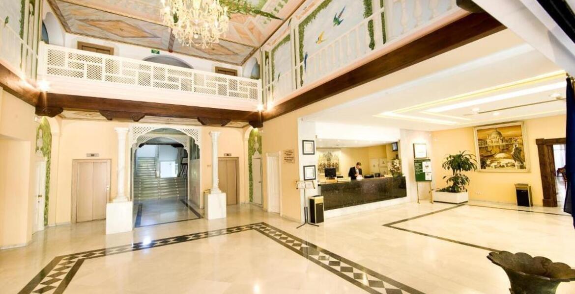Se alquila apartamento en Milla de Oro