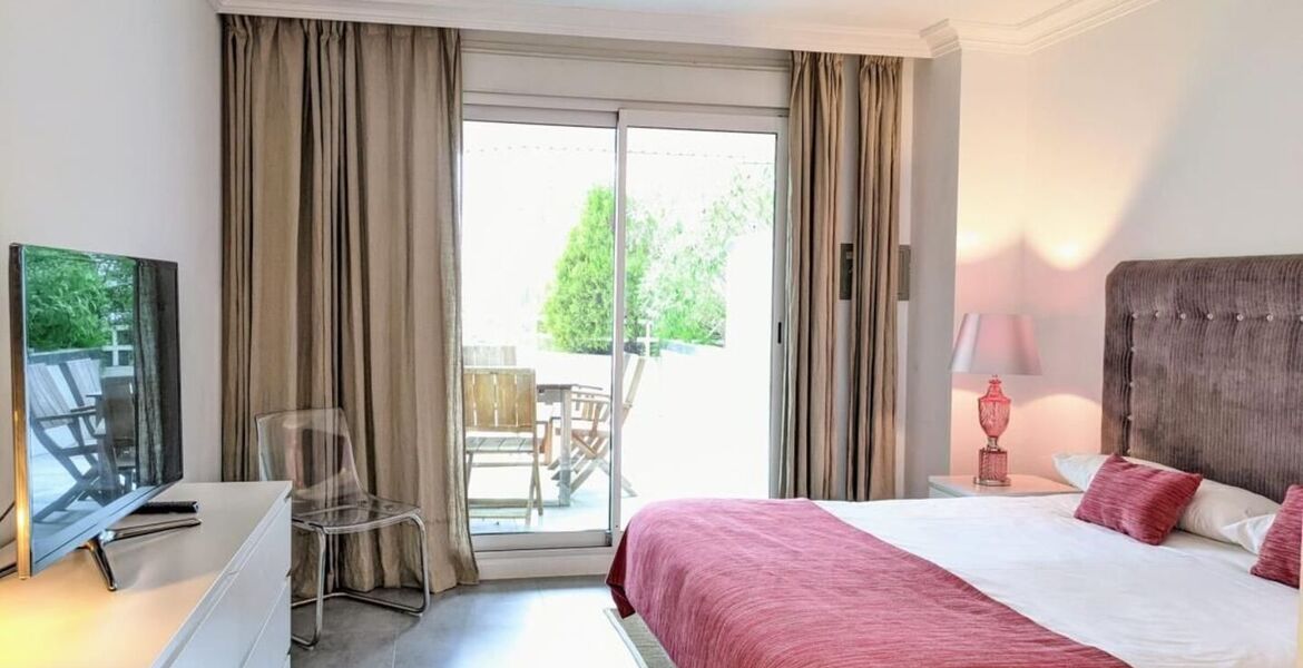 Apartment for Rental in Playa Esmeralda Marbella