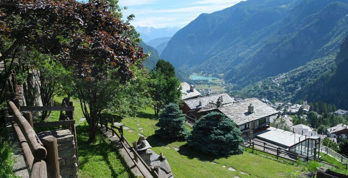 Chalet for rent in Italy
