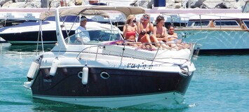 Yacht Rinker 270 Fiesta Vee for rental in Puerto Banús.
