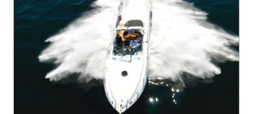 Yacht Windy 42 Grand Bora à louer à Puerto Banús, Marbella. 