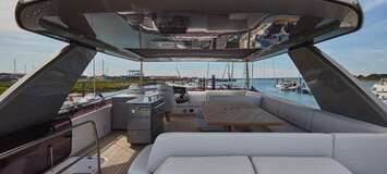 Yacht Princess F70 for rental in Puerto Banús, Marbella.